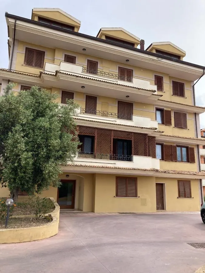 Appartamento Cozy Accommodation In Sardinia, Olmedo
